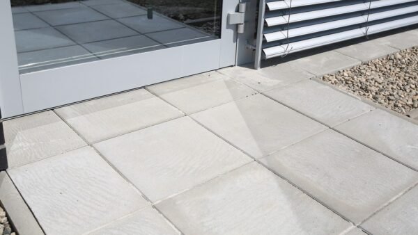 0002P101B101-01_FORMELA_I_seda Dlaždice 30x30x5