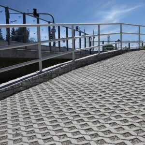 CS02P101B101-06_VEGE Zatravňovací tvárnice